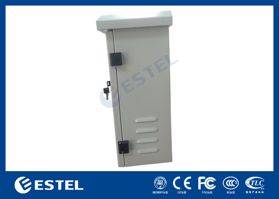 Recinto de montaje de postes personalizado con piezas de instalación SS304 para aplicaciones al aire libre