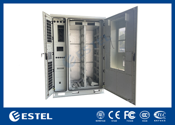 El gabinete de la estación de base exterior de tres bahías personalizado con sistema de refrigeración y energía integrado